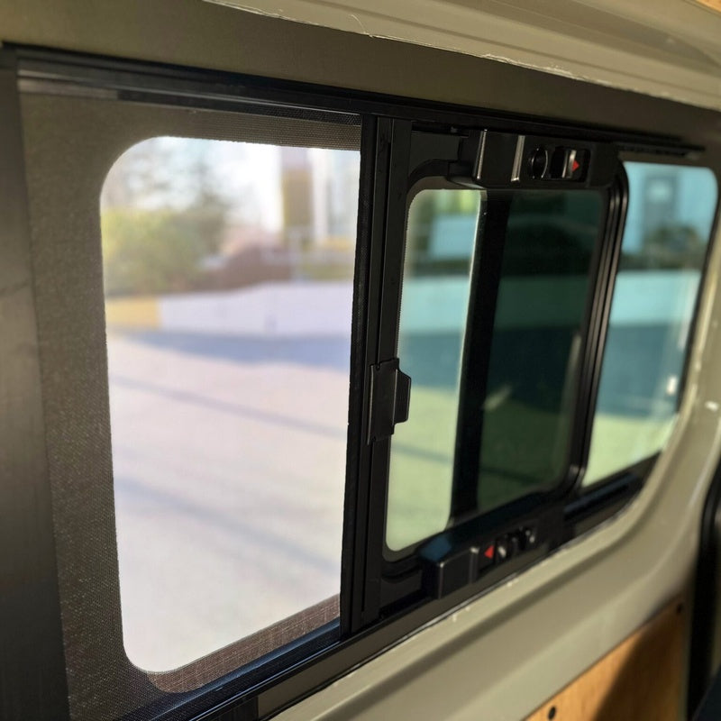 Sprinter W906 Sliding Door Window